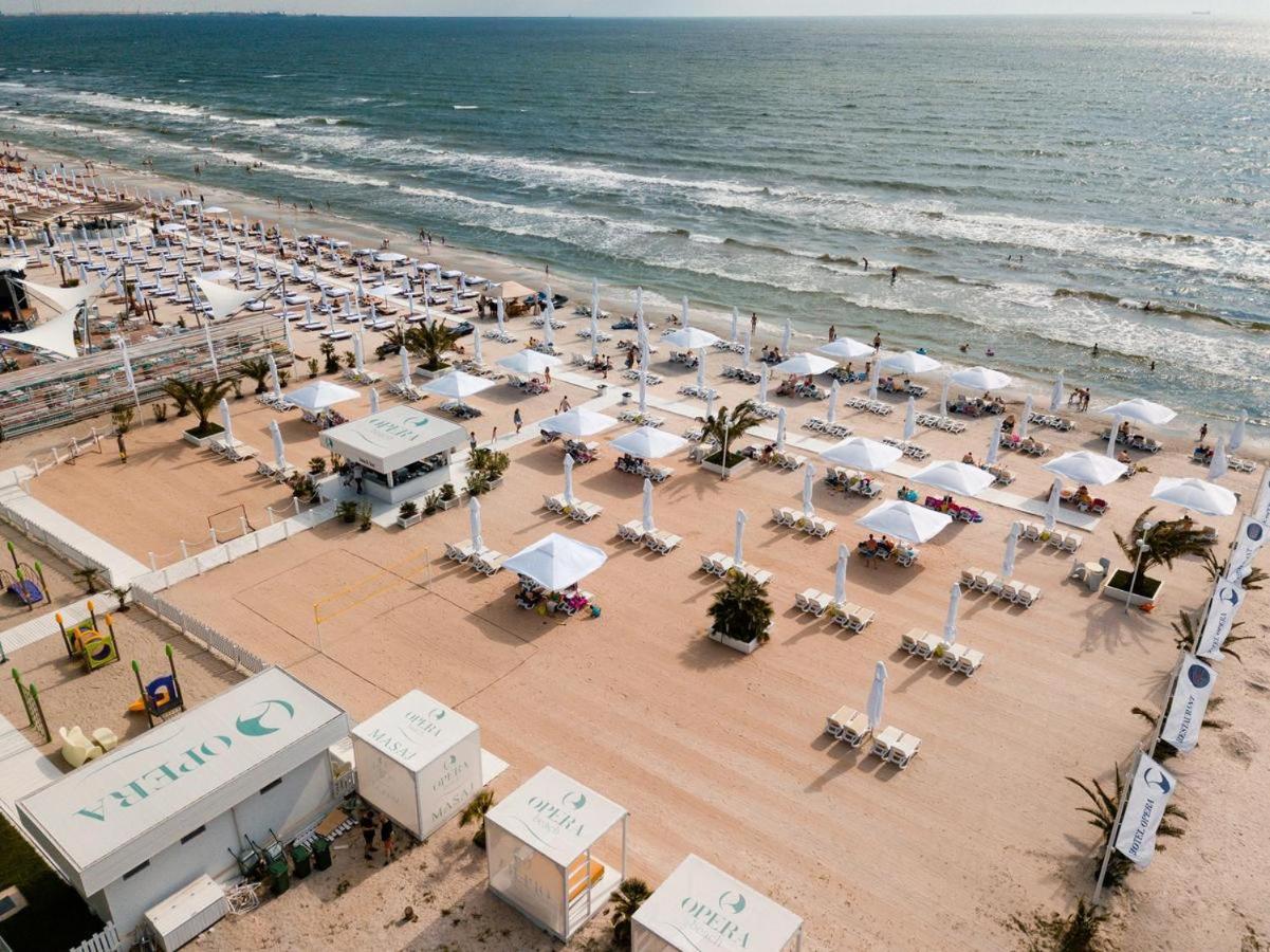Romeo'S Beachfront Apartment By Loft, Hotel Opera And White Tower Мамая Екстериор снимка